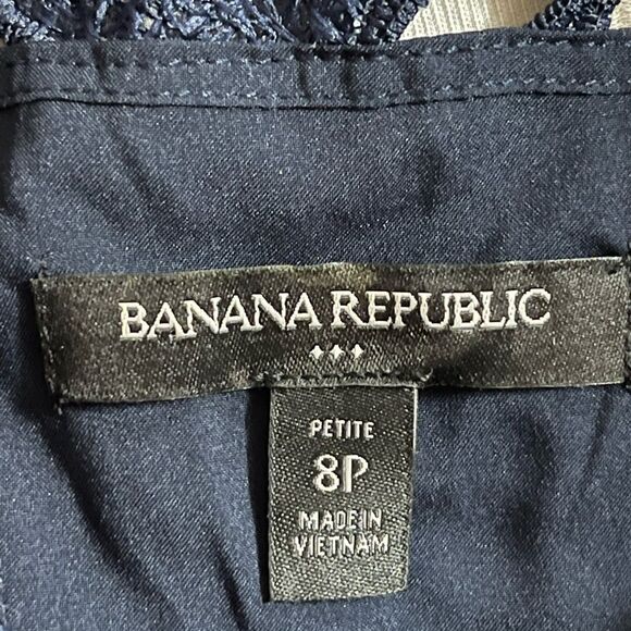 NWOT Banana Republic navy lace dress,8P - Picture 3 of 6